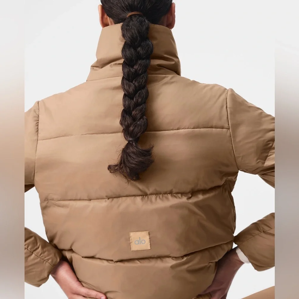 Alo Gold Rush Puffer - Toasted Almond M Authentic - Picture 2 of 5